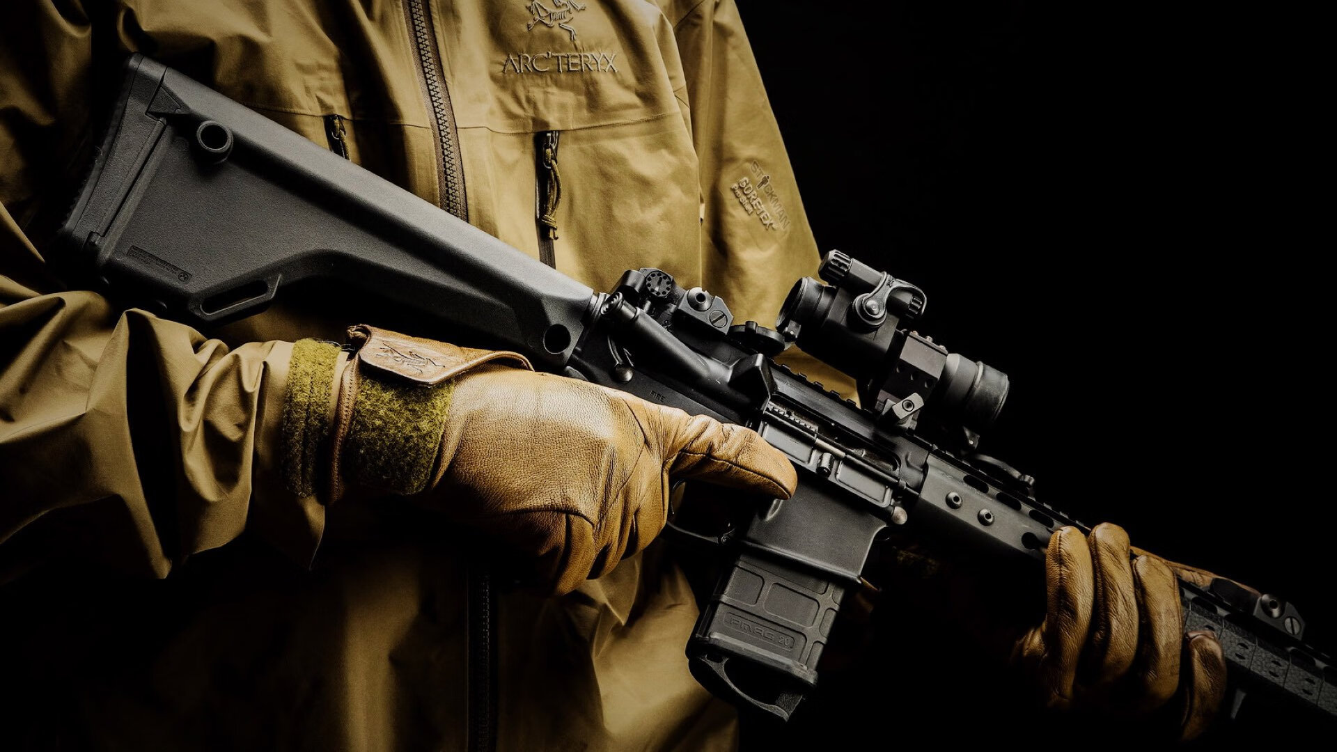 维达德卡萨布兰卡在国内联赛中稳居前四,达维德卡拉布里亚